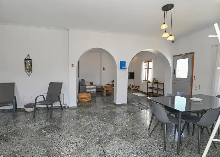 Teresa's Sunrise Apartamento Pánormos